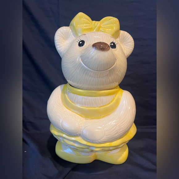 Vintage Metlox Ballerina Bear Cookie Jar - Picture 1 of 10